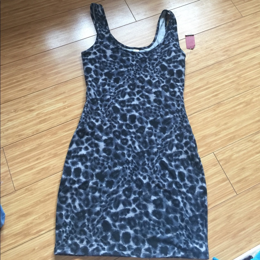 Dress black gray cheetah print new small