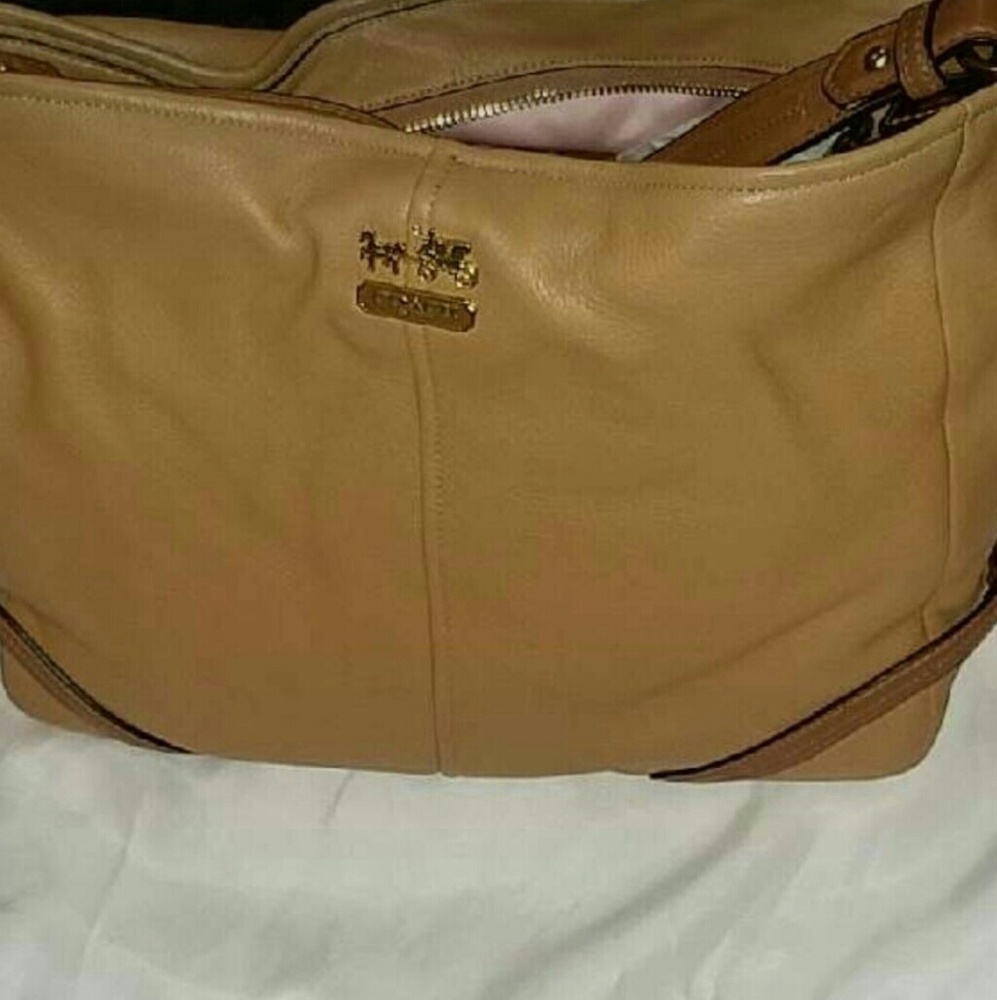 Coach purse.