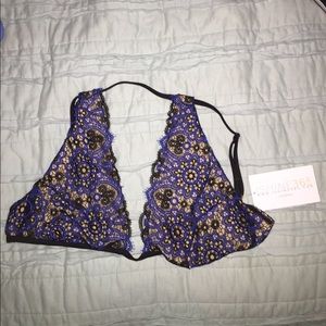 Blue Life Seashell Keyhole Bikini Top in Pacific