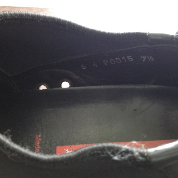 Prada men\'s size 10 black loafers