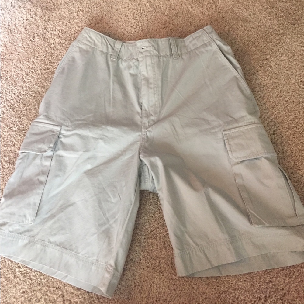 Cargo khaki shorts