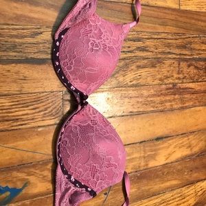 34B Jessica Simpson bra