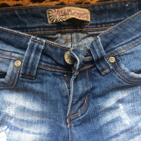 Wallflower blue distressed denim shorts - Picture 3 of 5