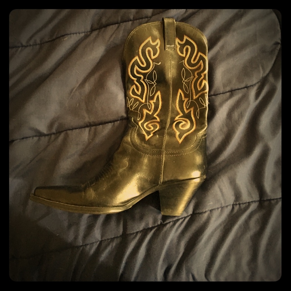 Vintage cowboy boots