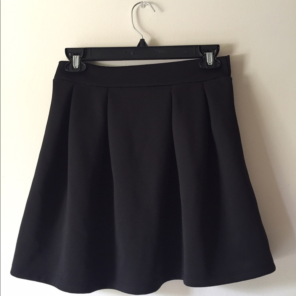 Black Skater Skirt