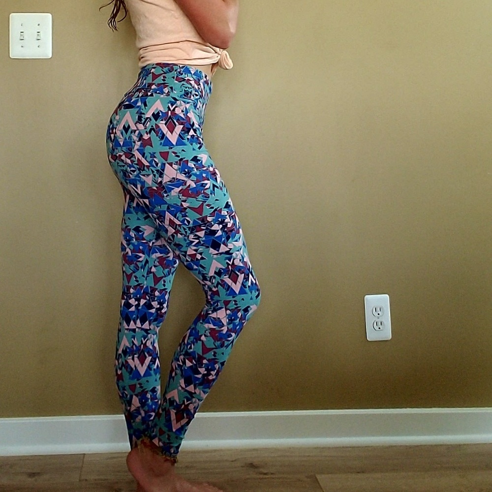 LuLaRoe butter leggings