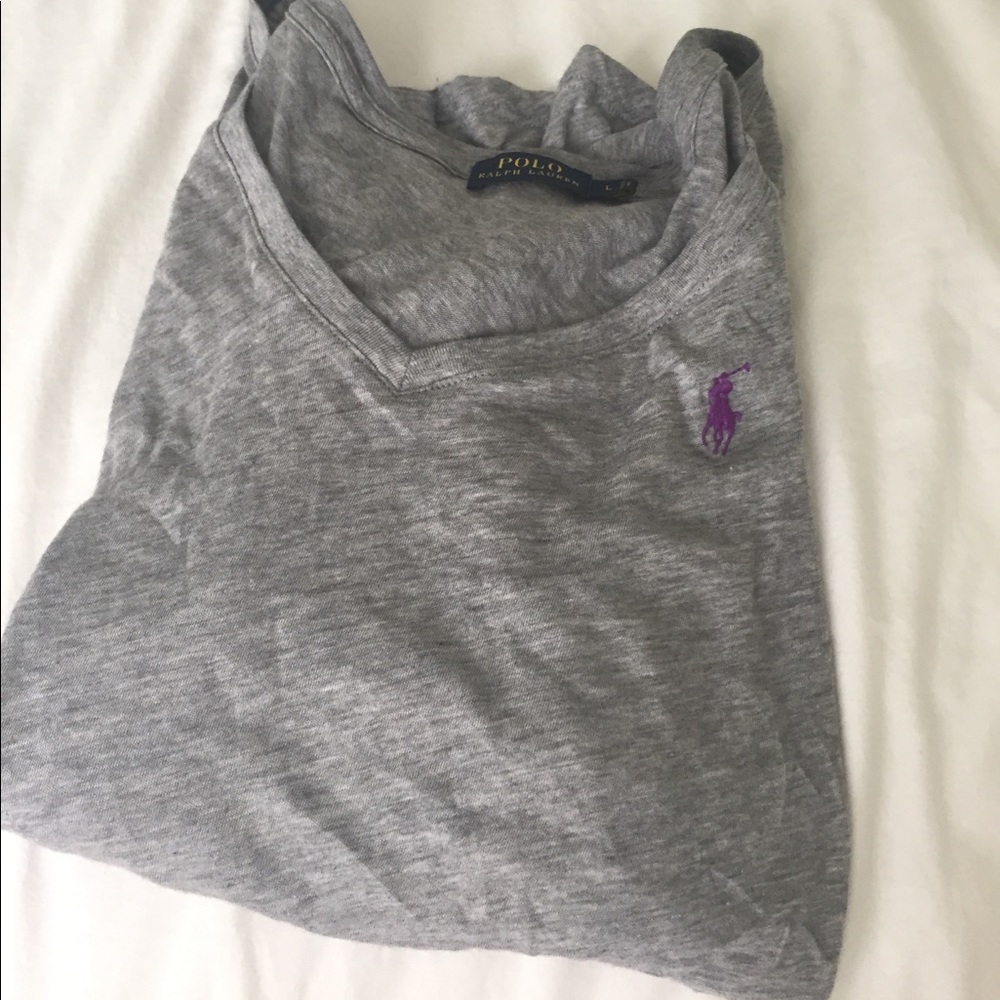 Light grey tee