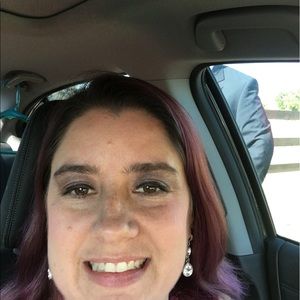 Meet your Posher, Noelle