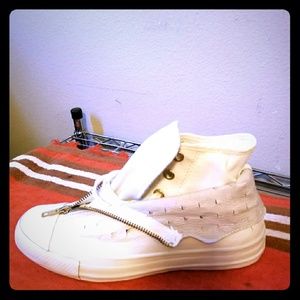 White leather converse