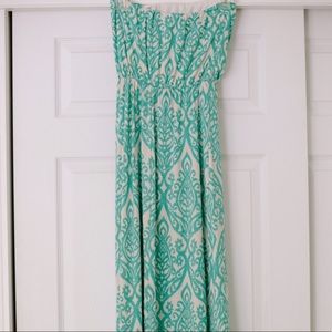 Francesca's Collections Maxi Dress