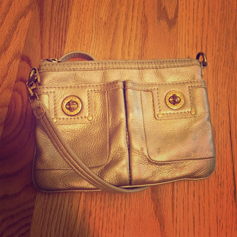 Marc Jacobs gold cross body purse