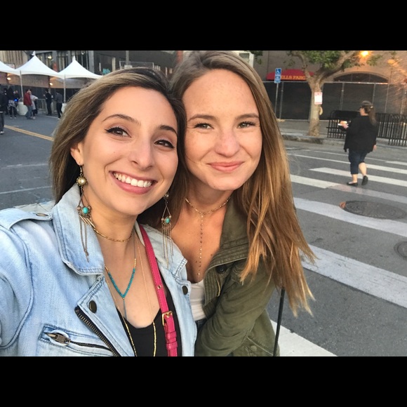 Meet your Posher, Marissa - Picture 2 of 2