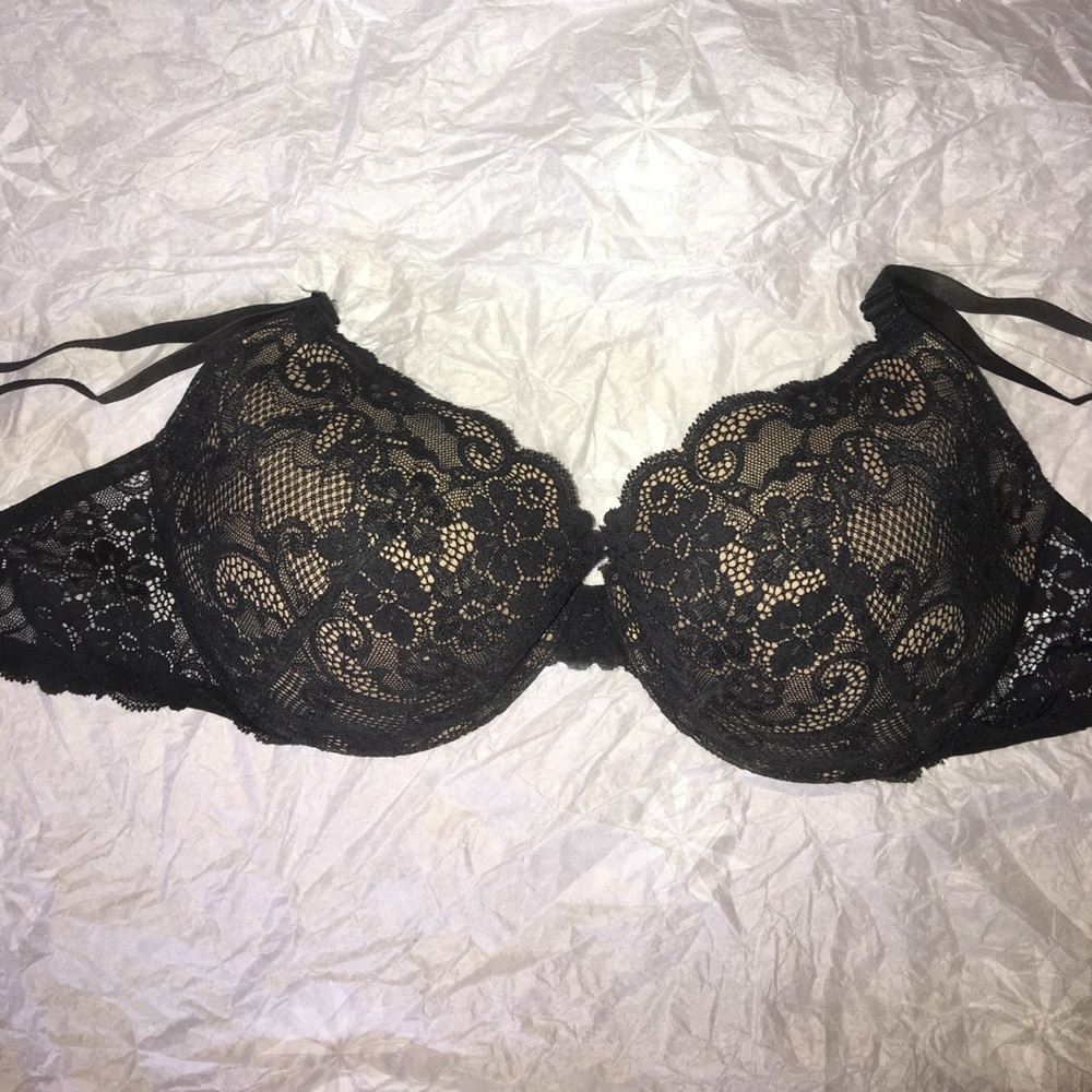 Victoria's Secret Angels IPEX Black Lace Demi Bra