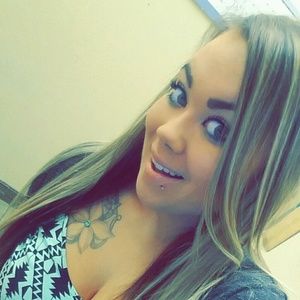 Meet your Posher, Brittney