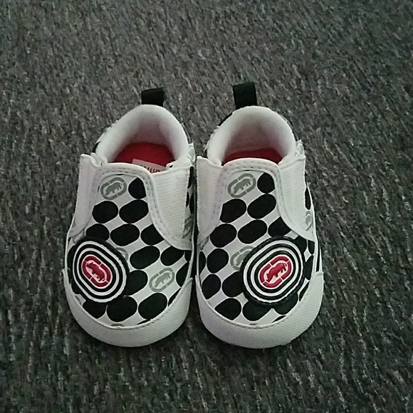 Baby soft bottom shoes - Picture 1 of 4