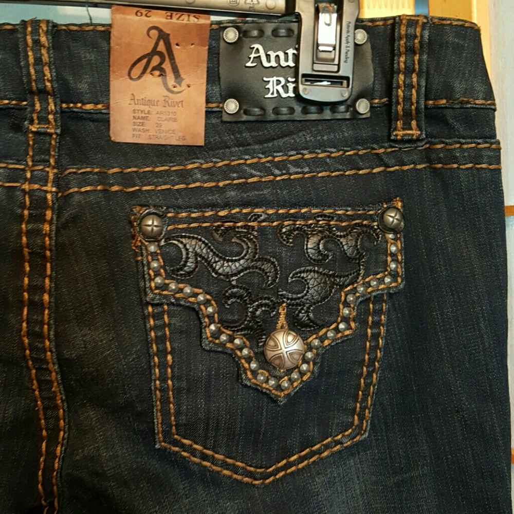 Denim - Picture 4 of 4