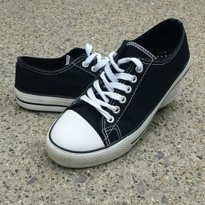 SALE Low Top Canvas Shoes