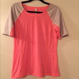 Lulu Lemon workout tee