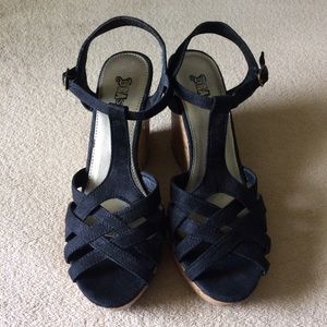Brash Wedge Sandals