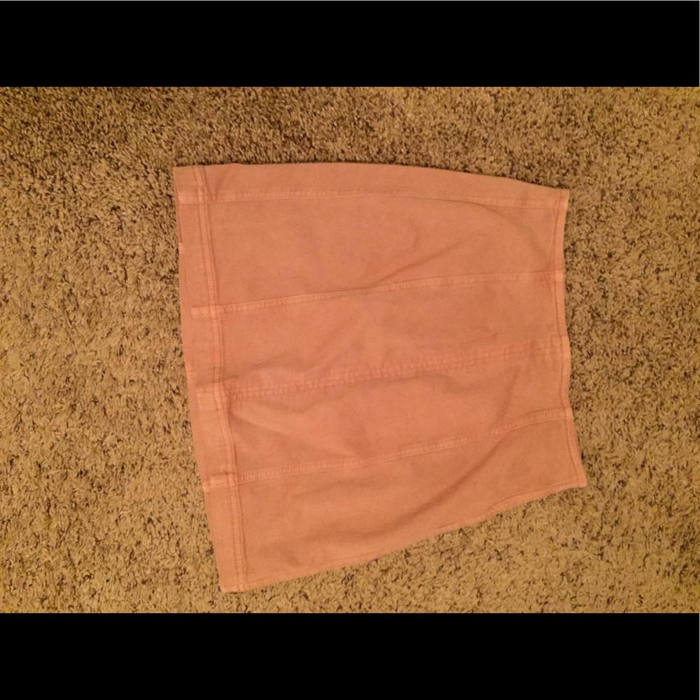 Kendall and Kylie pink skirt