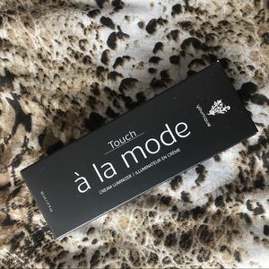 Younique Touch à la mode Cream Luminizer