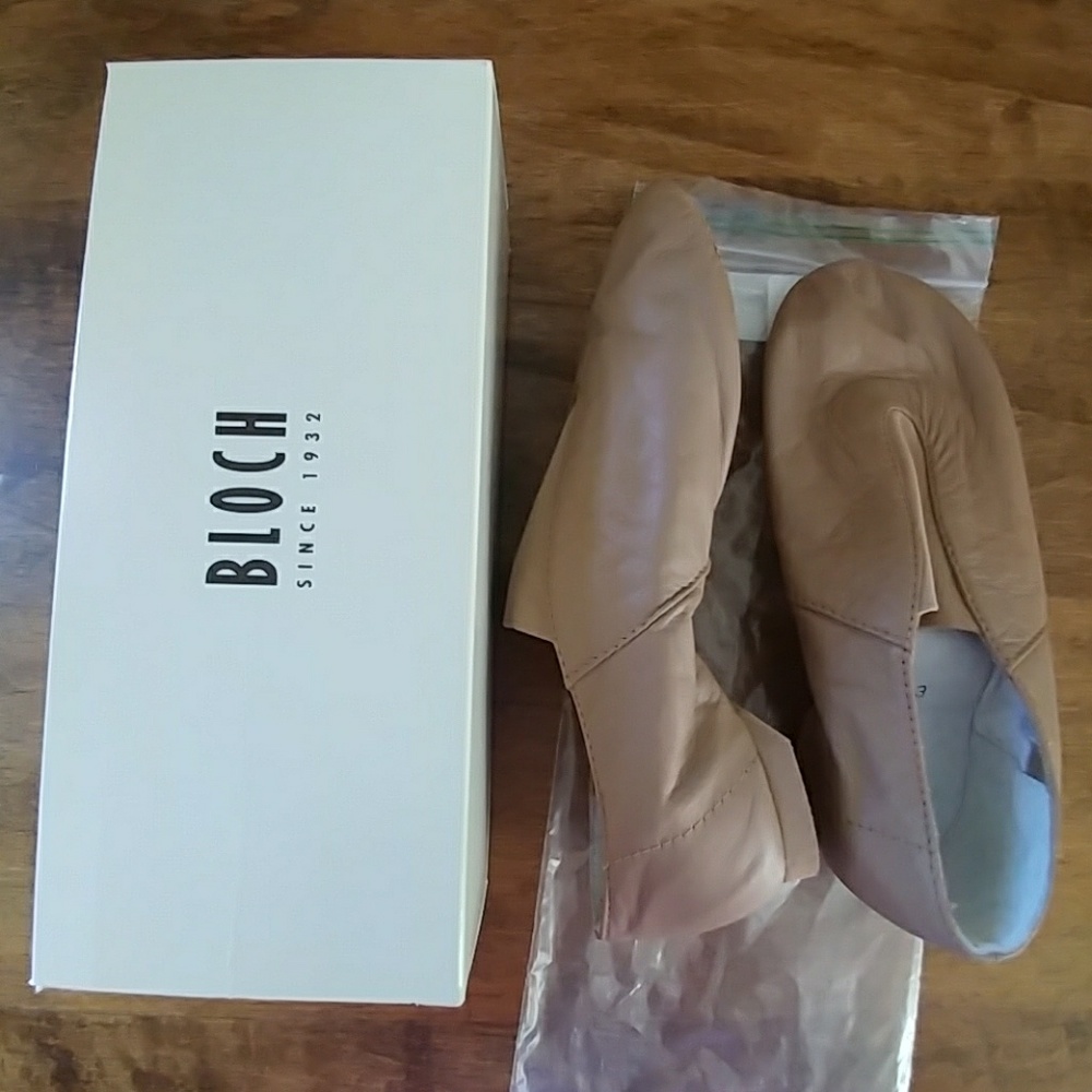 NEW Bloch Jazz shoes child sz 13