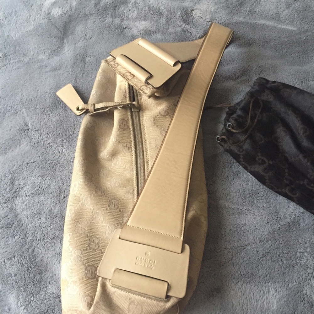 Gucci Shoulder Bag