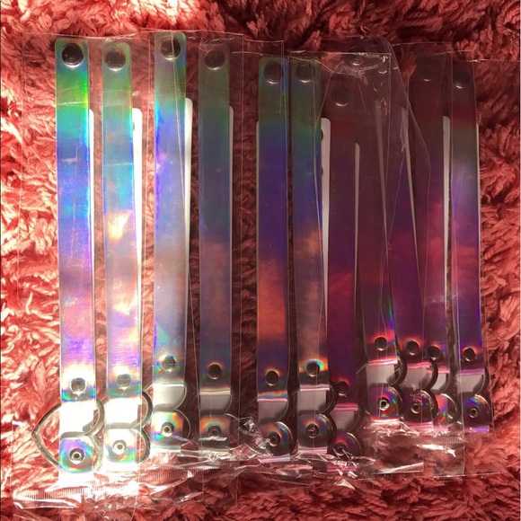 Hearted holographic chokers - Picture 1 of 1