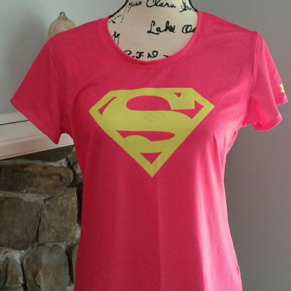 Under Armour Tops - Under Armour Super Shirt