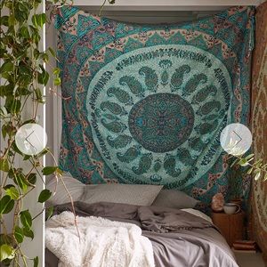 Plum & Bow Tapestry - NEW!!