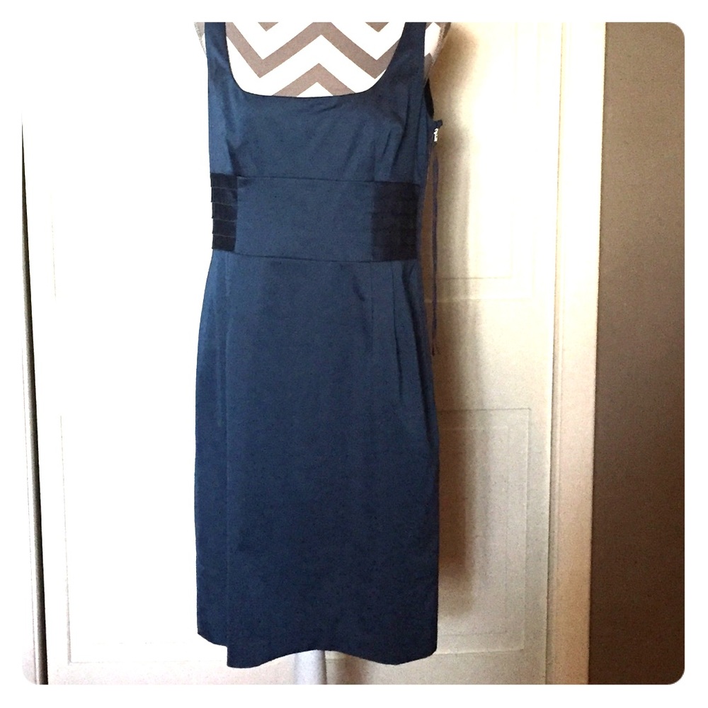 Great holiday cocktail dress