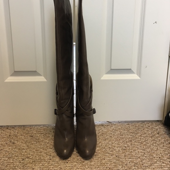 Brian Atwood knee high platform boots - Picture 4 of 7