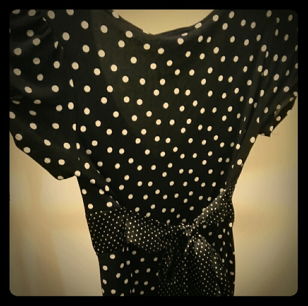 Black & white polka dot wetseal