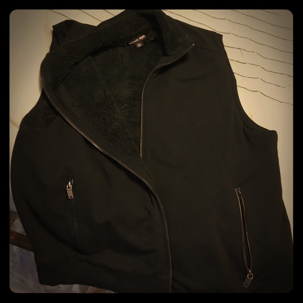 MK men's winter vest