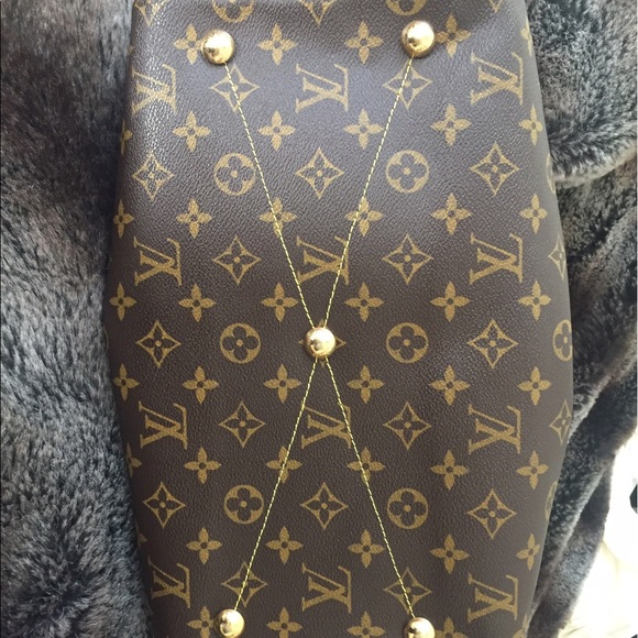 SOLD Louis Vuitton tivoli gm - Picture 3 of 8