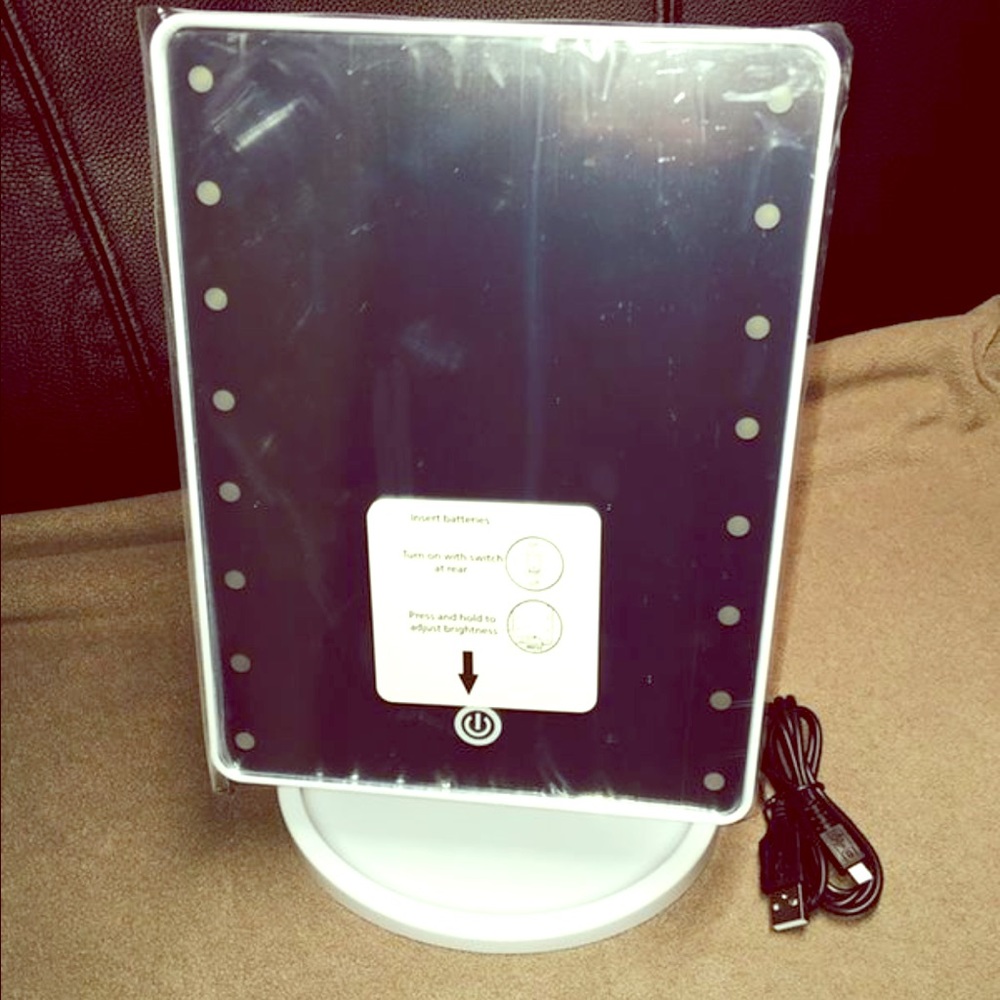 Makeup lighted mirror