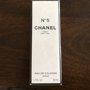 Chanel No 5 Eau de cologne. 1.7 oz new bottle