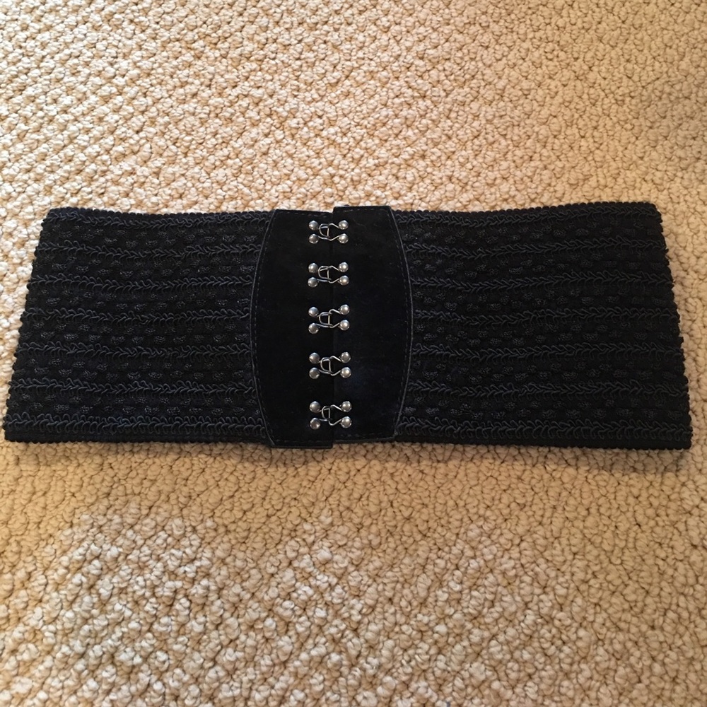 🌺🌺Aldo Size M stretchy Belt🌺