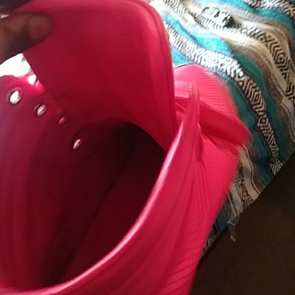 Hot pink Gucci - Picture 3 of 4
