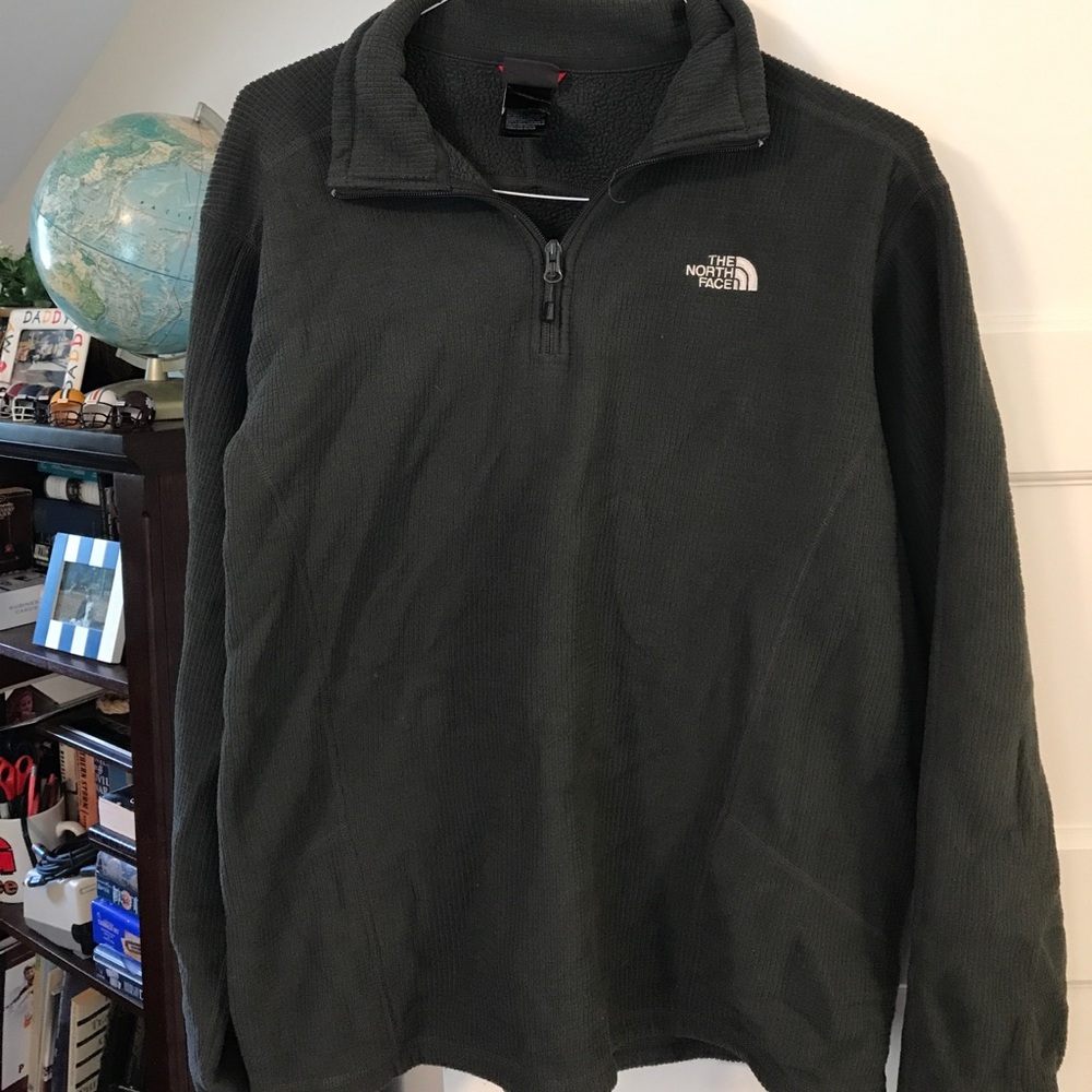 Warm North Face pullover