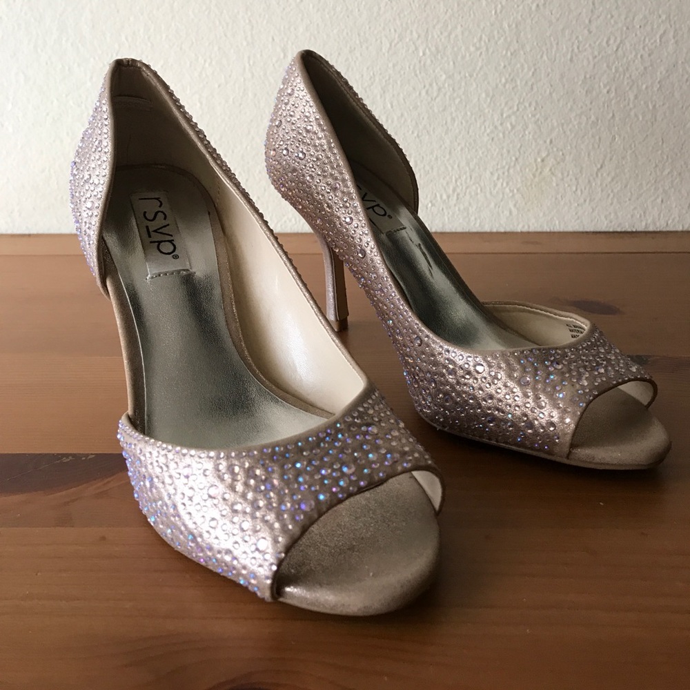 ❣️HP 9/4❣️RSVP Peep Toe Rhinestone Metallic Heels