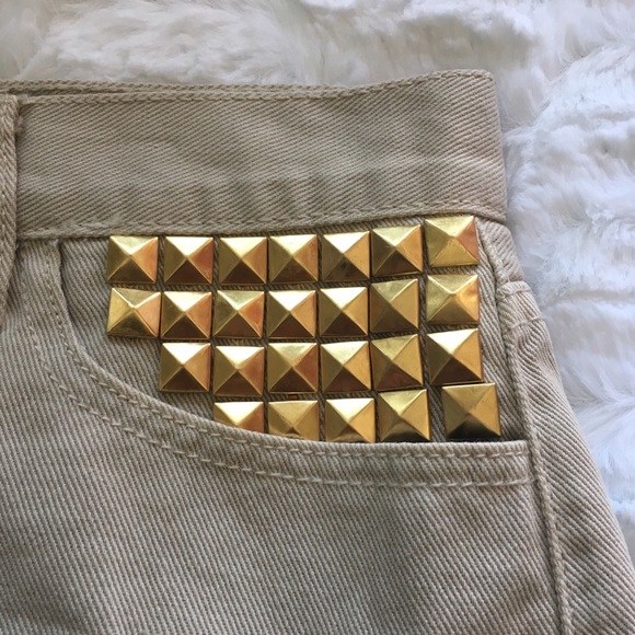 🍄Forever 21 Shorts🍄 - Picture 2 of 8