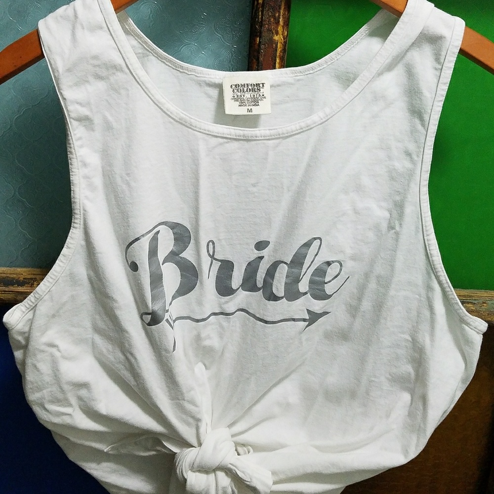 Tied Bridal Tank