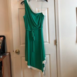 Green asymmetrical one shoulder dress