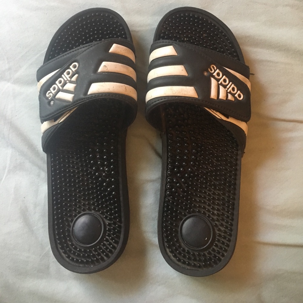 FINAL SALE Adidas slides
