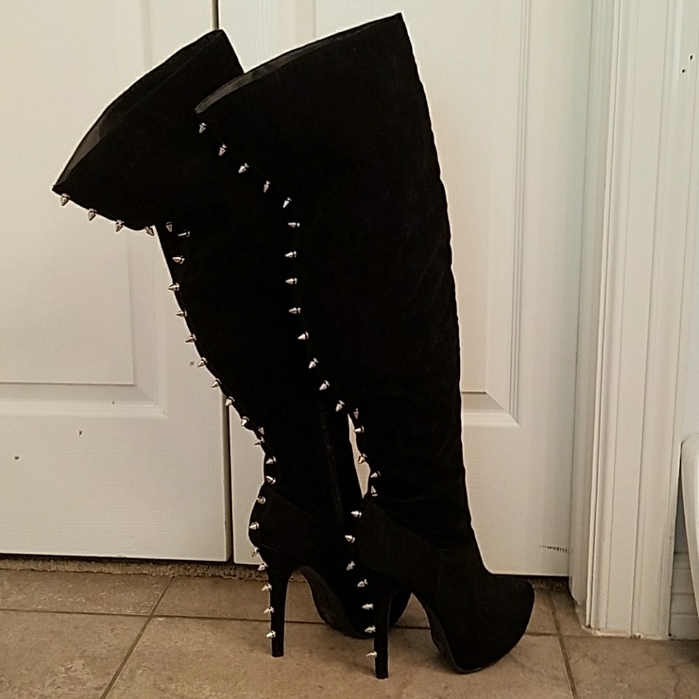 Suede thigh-high rivet boots