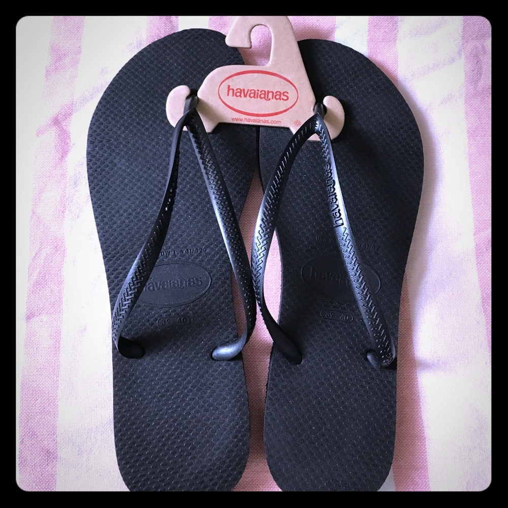Havaianas black slim flip flip NWT —Black.