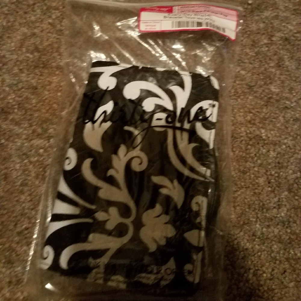 Thirty one wallet