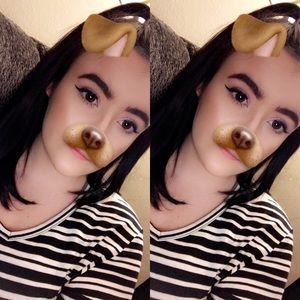 Meet your Posher, Chloe