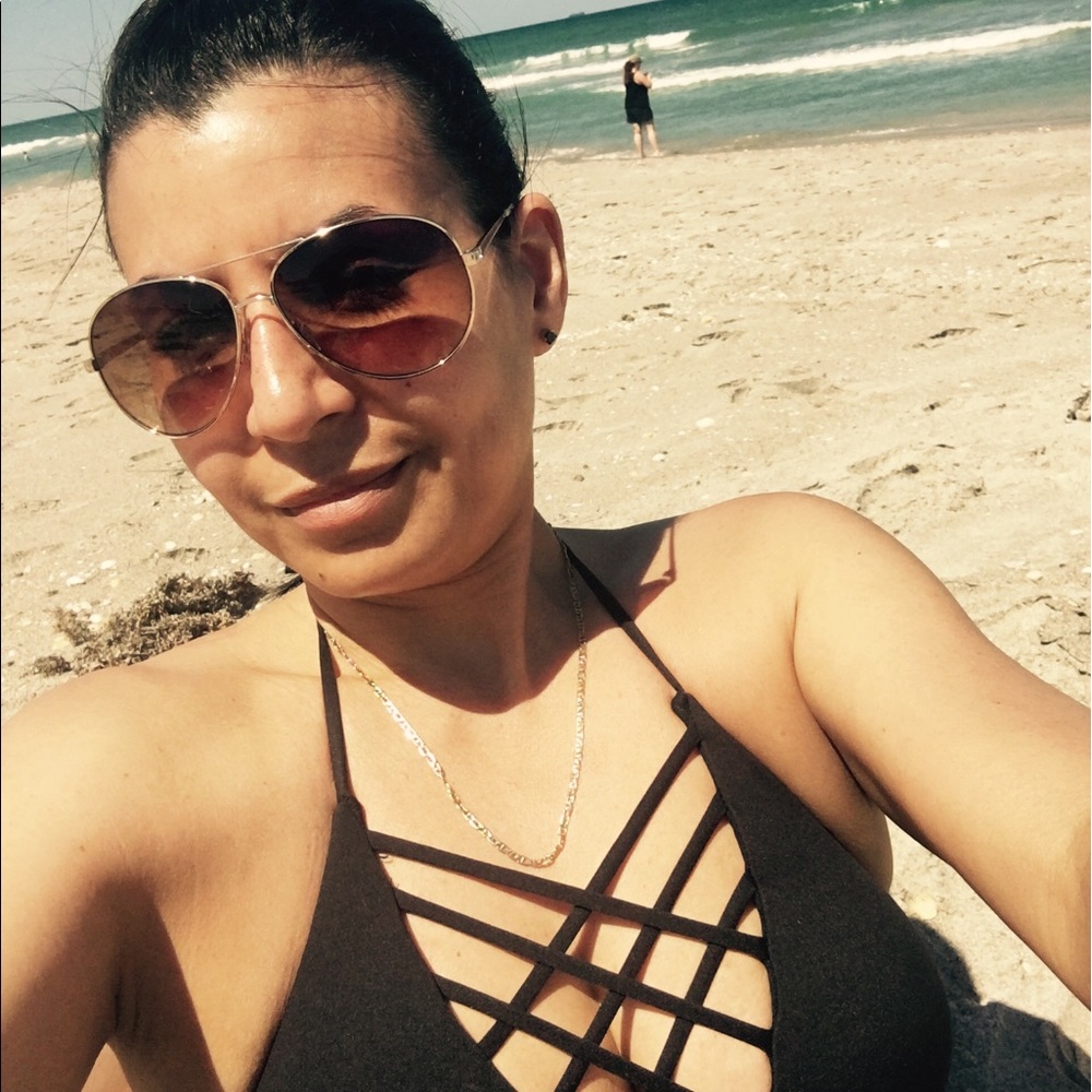 Meet your Posher, Ivelisse